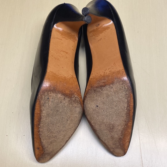 Férragamo classic pumps 👠 - Picture 6 of 8